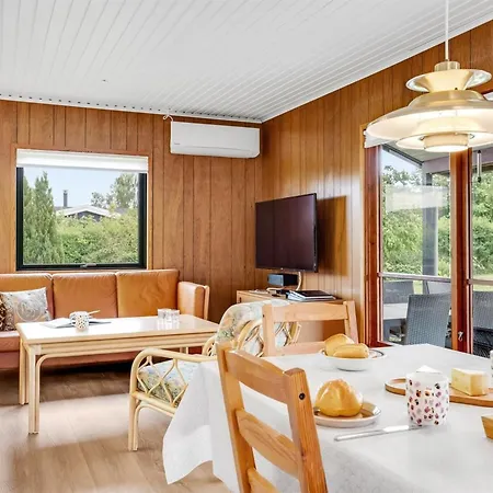 Fulk - 150m From The Sea By Interhome